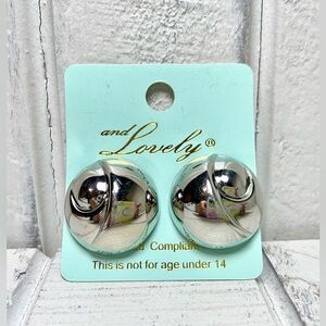 Vintage Inspired Jewelry Oversize Silver Stud Earrings 1” Fashion Accessory